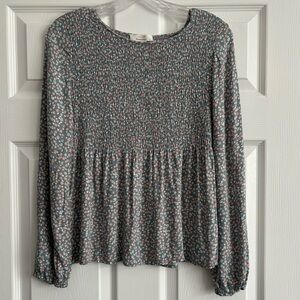 Urban Romantics Gray and Pink Patterned Long Sleeve Top / Blouse